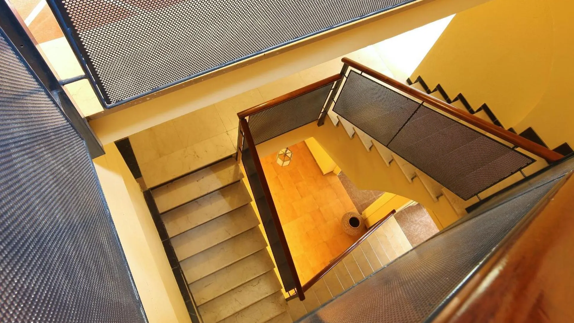 Hotel Marblau Tossa Tossa de Mar İspanya